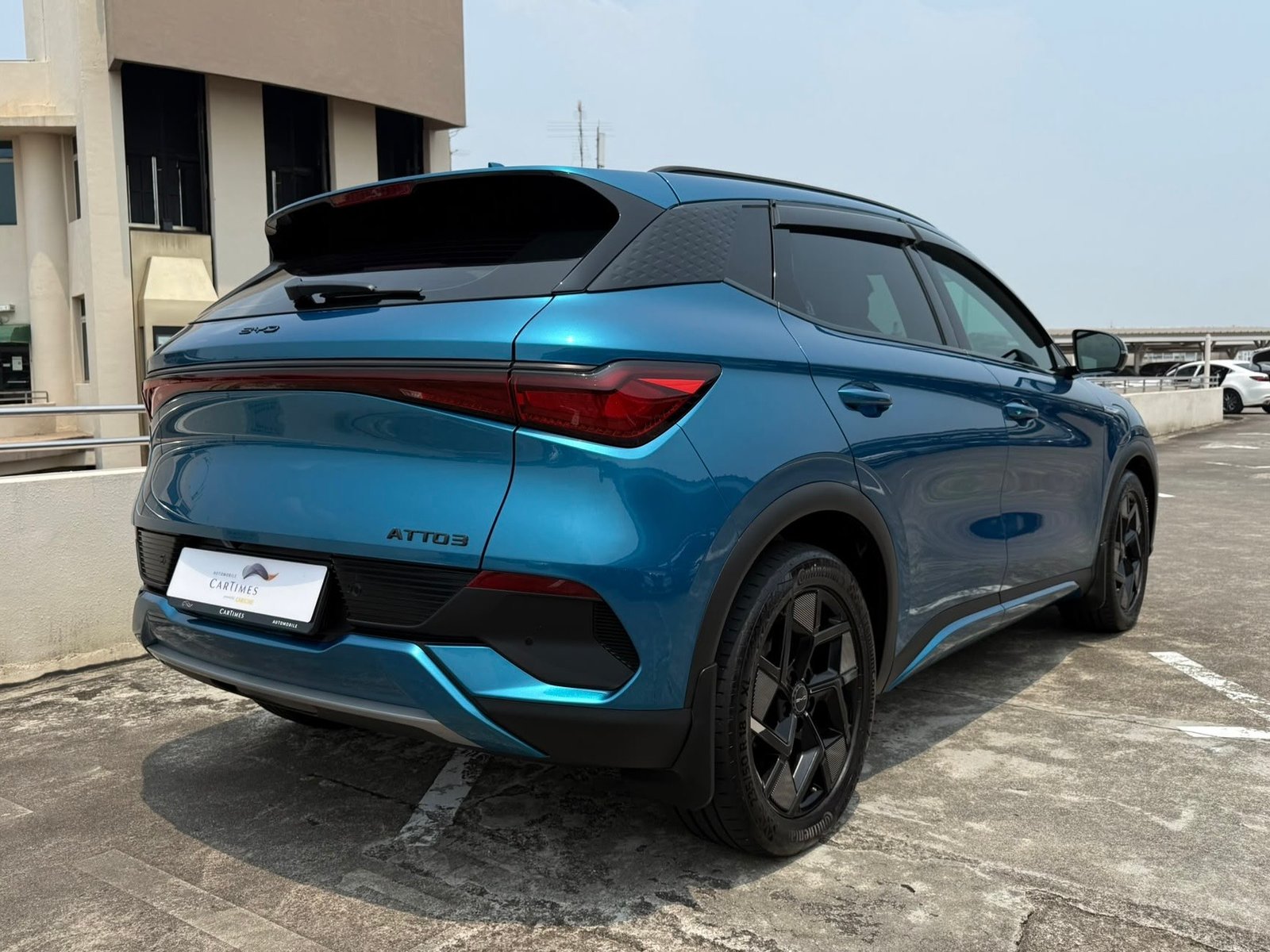 BYD Atto 3 photo 2